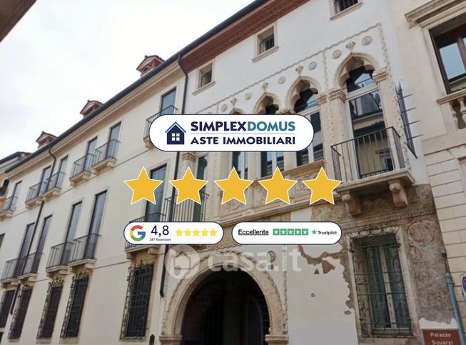 Villa in residenziale in ContrÃ  S.S.Apostoli