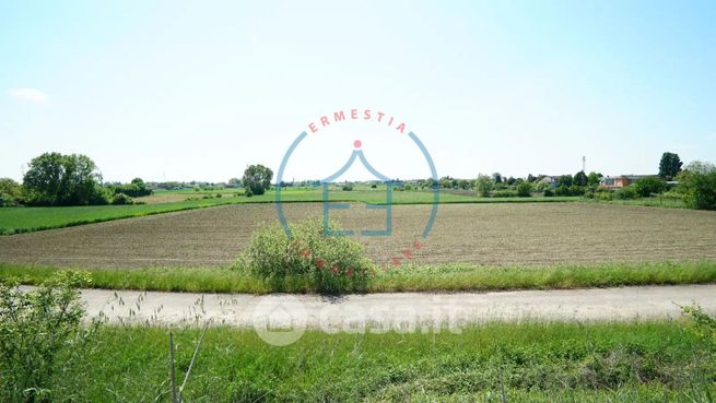 Terreno agricolo in commerciale in Via Cavaizza
