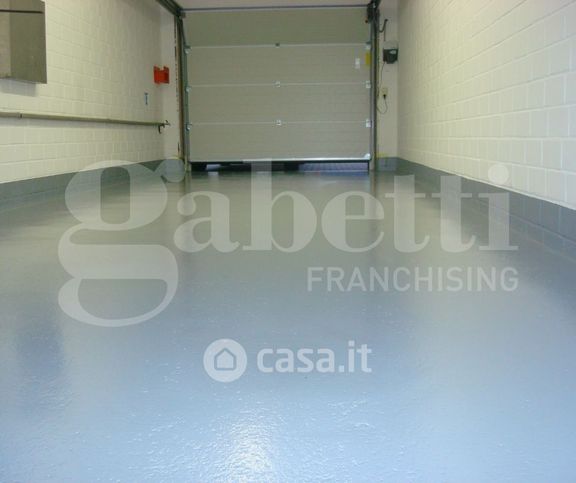 Box/posto auto in residenziale in Borgo San Giovanni