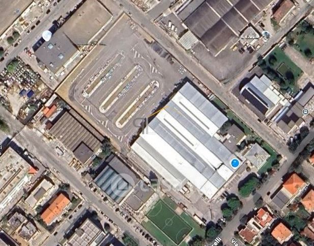 Capannone in commerciale in Via Botticelli
