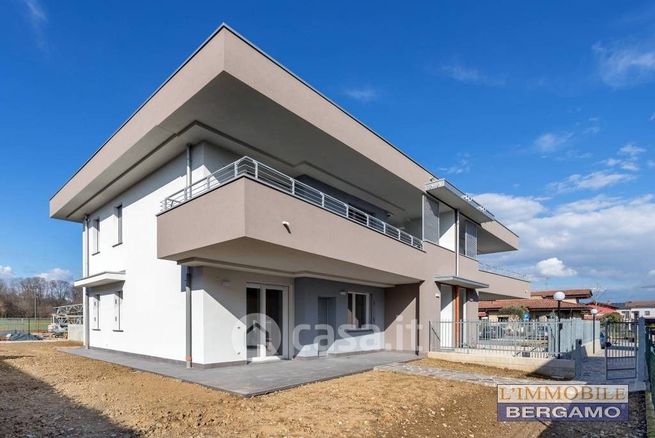 Appartamento in residenziale in Via Paderno