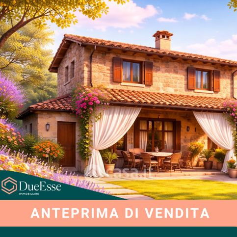 Casa indipendente in residenziale in Via Livornese