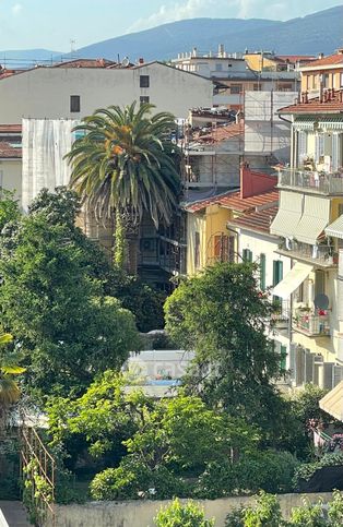 Appartamento in residenziale in Viale Giuseppe Mazzini 13 R