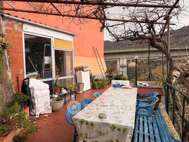 Villetta a schiera in residenziale in Via Costa D'Erca 22