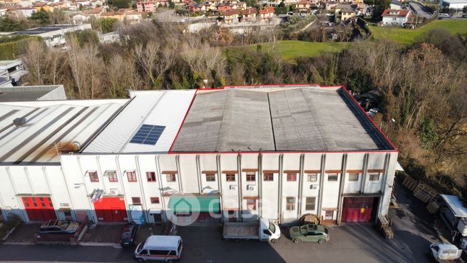 Capannone in commerciale in Via Guglielmo Marconi
