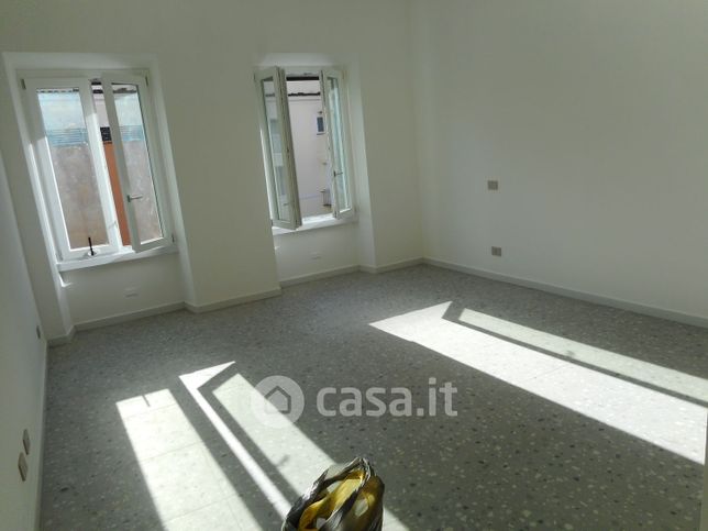 Appartamento in residenziale in Via Modena 32