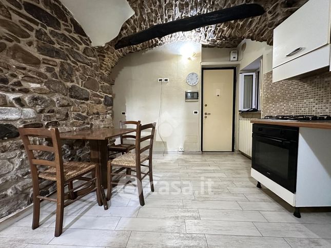 Appartamento in residenziale in Via Aprosio 7