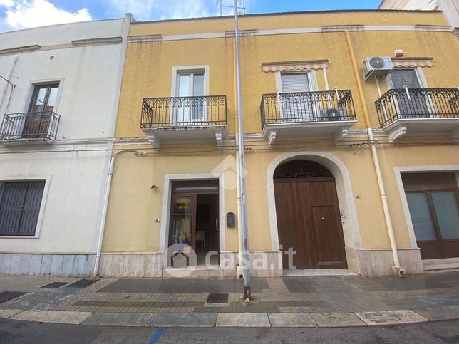 Appartamento in residenziale in Via Livio Bassi 194