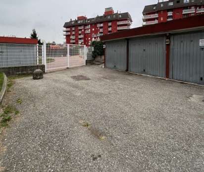 Box/posto auto in residenziale in Via dei Caduti