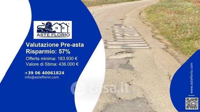 Terreno agricolo in commerciale in Via Mirante 1