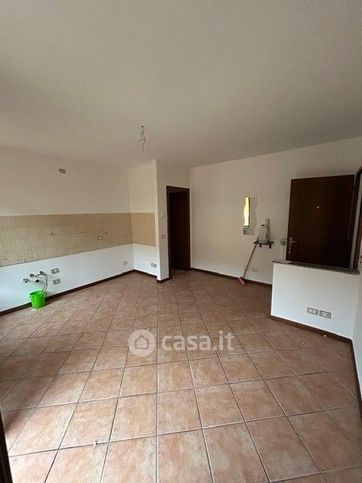 Appartamento in residenziale in Via Casella 15