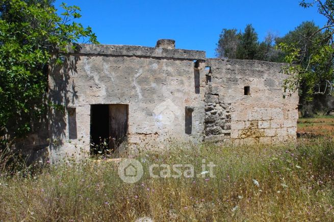 Rustico/casale in residenziale in Contrada Colombo