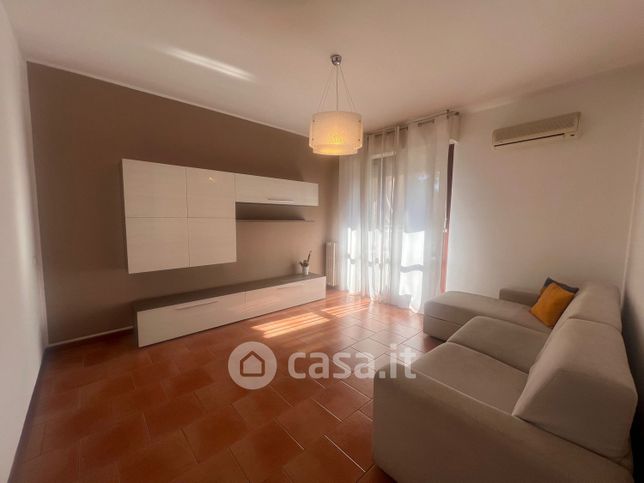 Appartamento in residenziale in Via Sapri 77