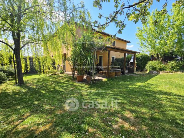 Villetta a schiera in residenziale in 