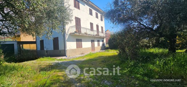 Casa indipendente in residenziale in Via del Parco