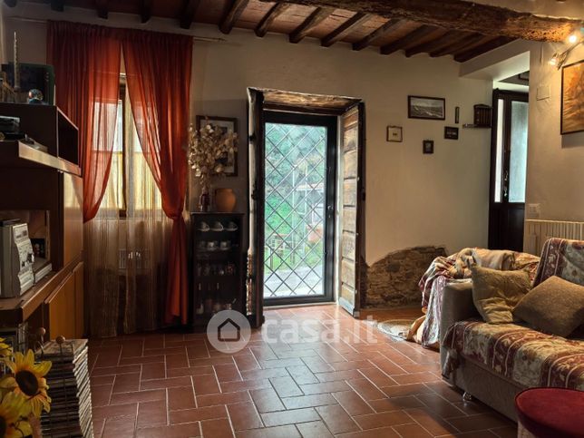 Rustico/casale in residenziale in Via delle Sughere