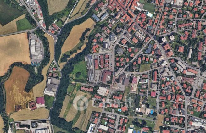 Terreno agricolo in commerciale in Via Kennedy