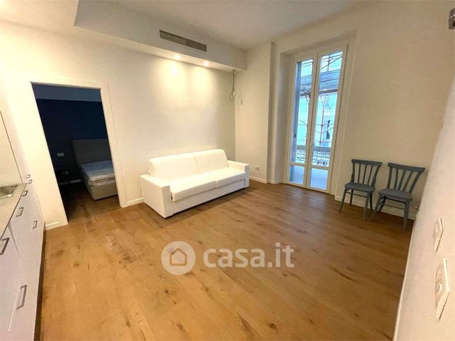 Appartamento in residenziale in Via Costanza 19