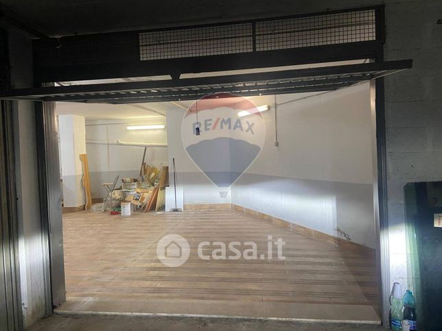 Garage/posto auto in residenziale in Via Calatafimi