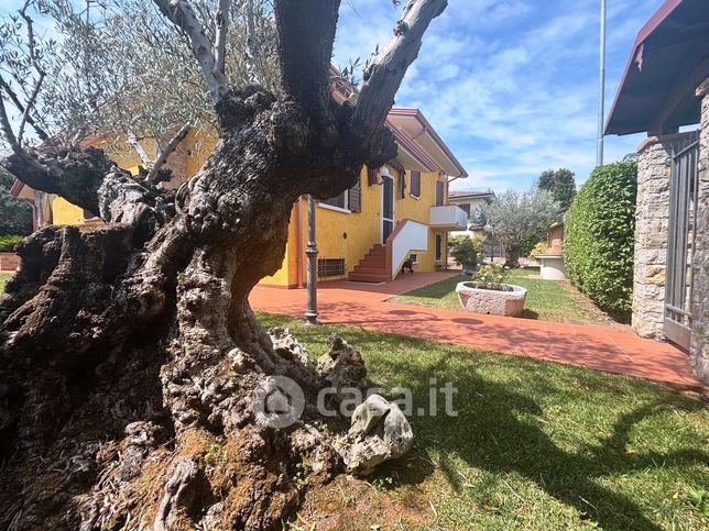 Villa in residenziale in Via Broli di Sotto