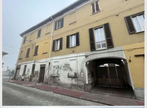 Appartamento in residenziale in Via Pessina 46