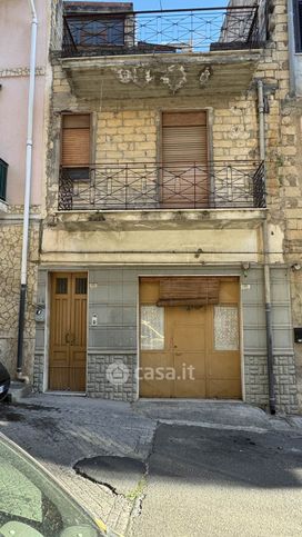 Casa indipendente in residenziale in Via del Concordato 89