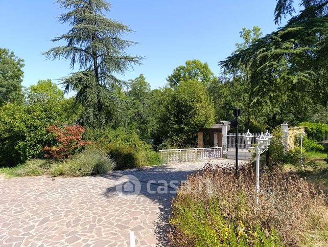 Casa bi/trifamiliare in residenziale in Via Giuseppe Lelli 17