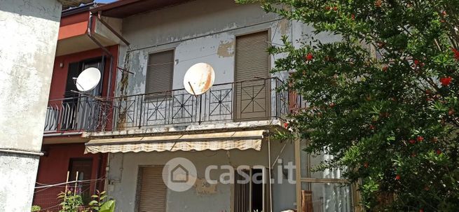 Casa indipendente in residenziale in Vicolo Giacomo Matteotti 11