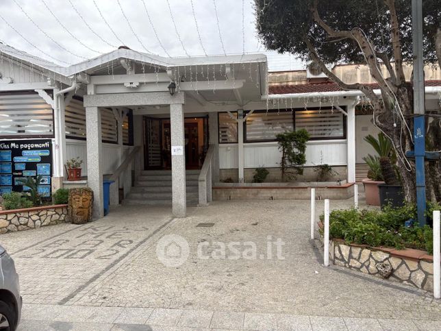 Attivitã /licenza (con o senza mura) in commerciale in Via Ripuaria