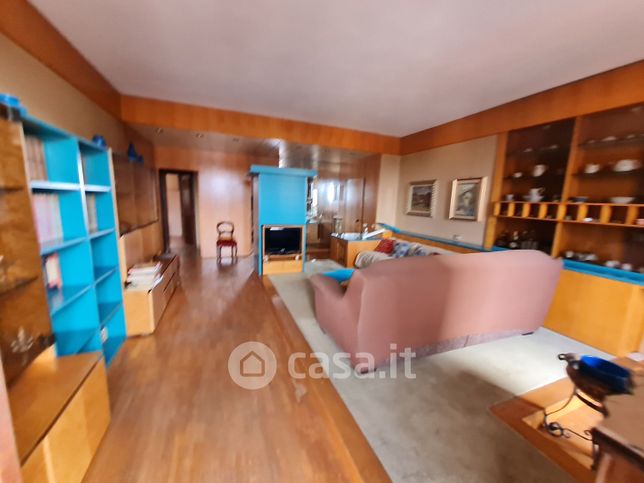 Appartamento in residenziale in Via Giosuè Carducci