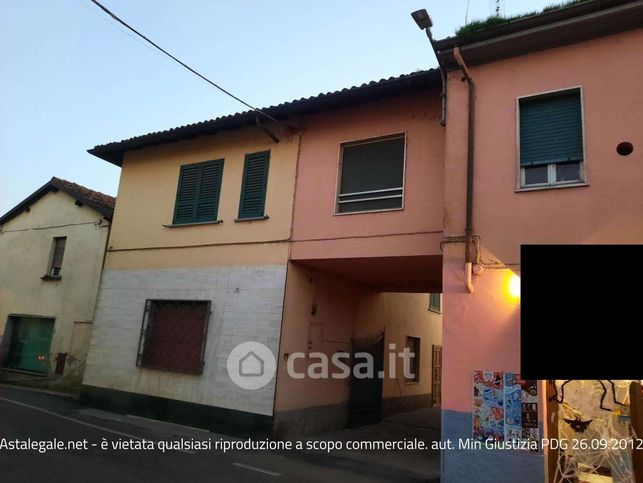 Casa bi/trifamiliare in residenziale in Via G. Mazzini 28