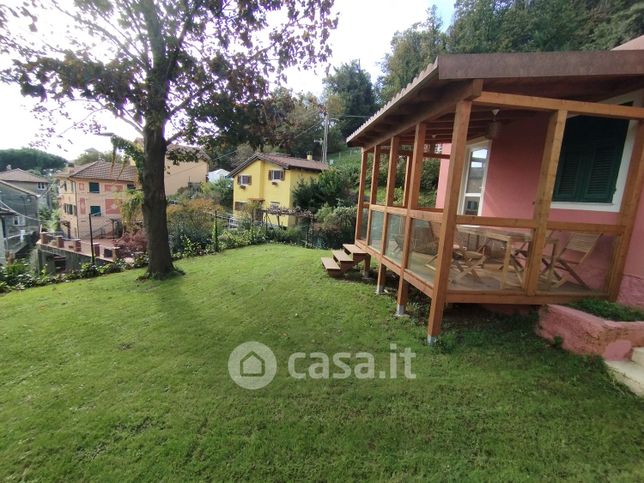 Casa indipendente in residenziale in Via Natale Gallino