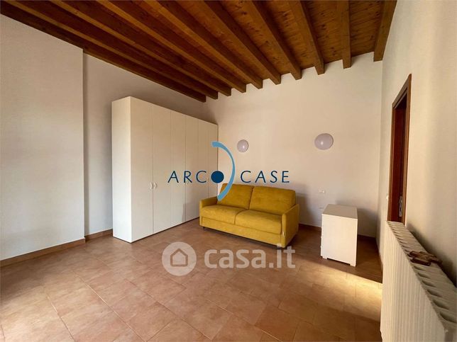 Appartamento in residenziale in Via XI Febbraio