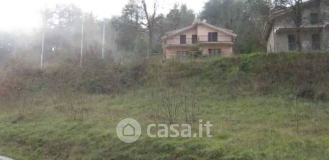 Terreno edificabile in residenziale in Contrada Luogo di Sasso