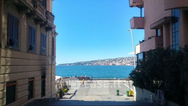 Appartamento in residenziale in Via Chiatamone