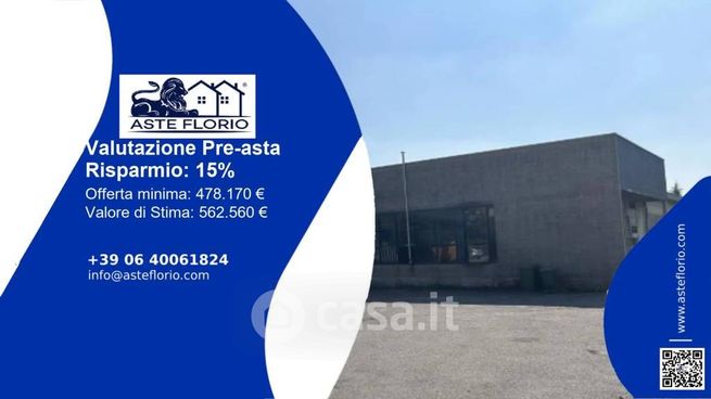 Capannone in commerciale in Via A. Vivaldi 30