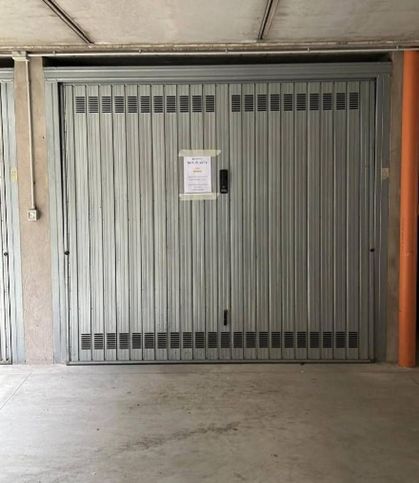 Box/posto auto in residenziale in Via San Zeno