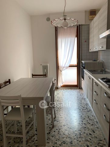 Appartamento in residenziale in Via Pietro Bertolini
