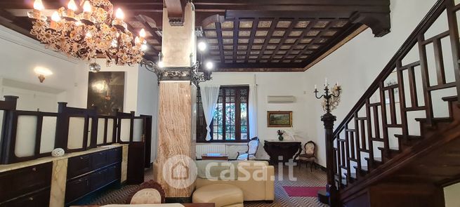Villa in residenziale in Via Capriglia
