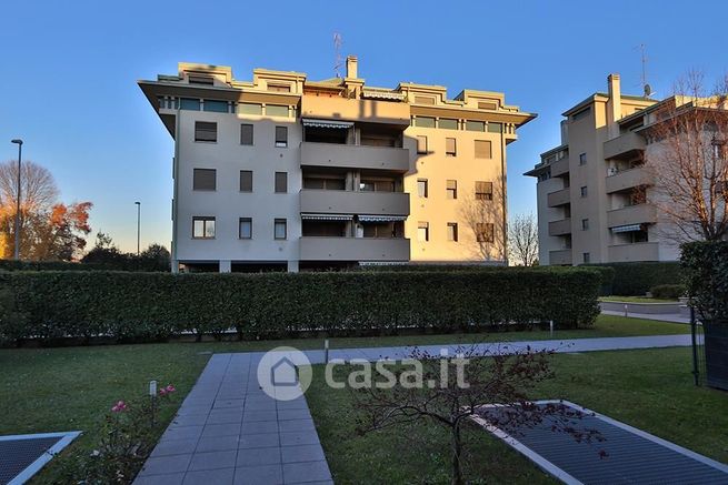 Appartamento in residenziale in Via B. Cellini 21