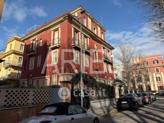 Attico/mansarda in residenziale in Via dei Navicellari