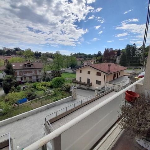 Appartamento in residenziale in Via F. Chiaves