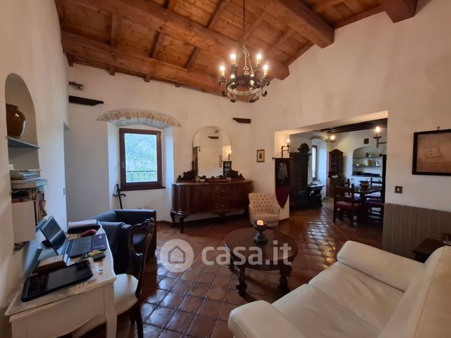 Appartamento in residenziale in vicinato