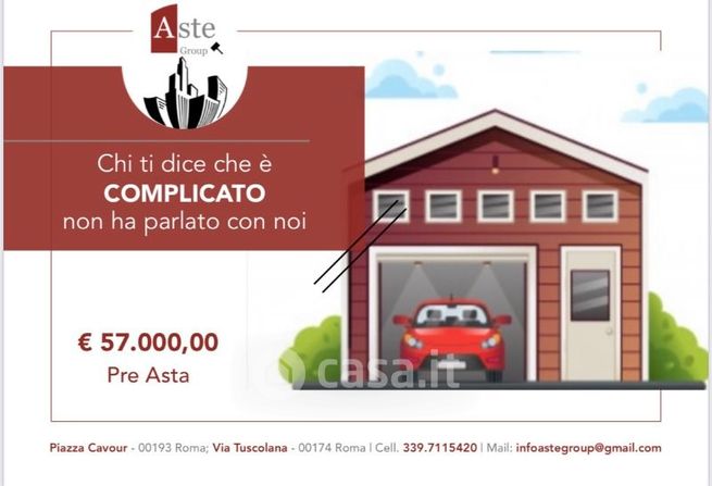 Box/posto auto in residenziale in Viale di Tor di Quinto 21