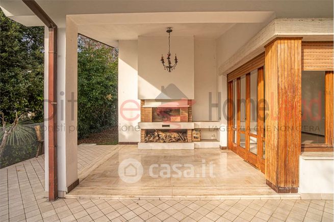 Villa in residenziale in Via Planton 7