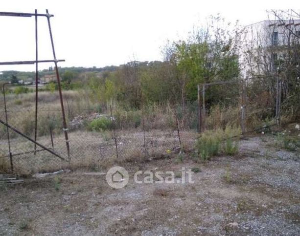 Terreno edificabile in residenziale in Strada dei Corbari