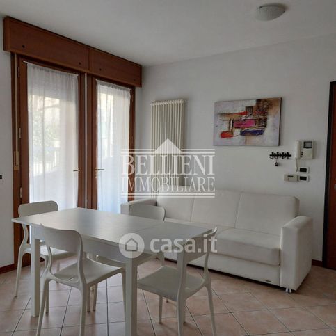 Appartamento in residenziale in Viale Arturo Ferrarin