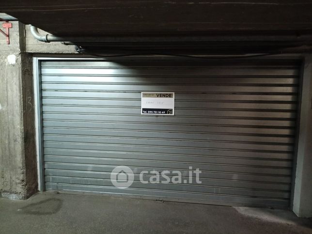 Box/posto auto in residenziale in Via Francesco Guglielmino 14