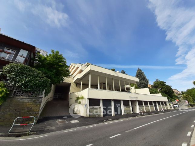 Appartamento in residenziale in Lungomare Venezia 7