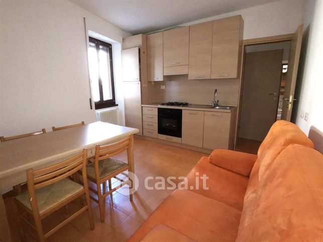 Appartamento in residenziale in Via Scarpatetti